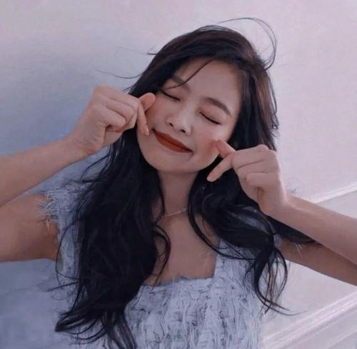 Jen Fulwiler：淘气角落,揭秘神秘世界的趣味瞬间