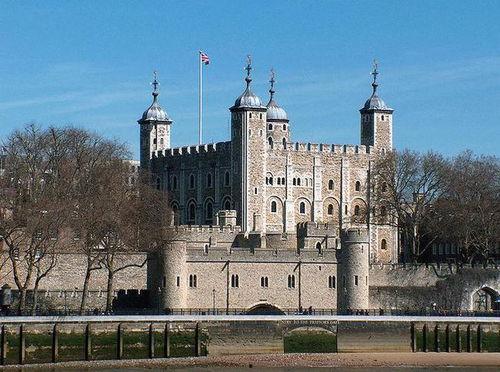 伦敦塔,千年古堡的历史见证与神秘传说