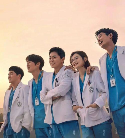 机智的医生生活,揭秘“机智的医生生活”中的医疗奇遇